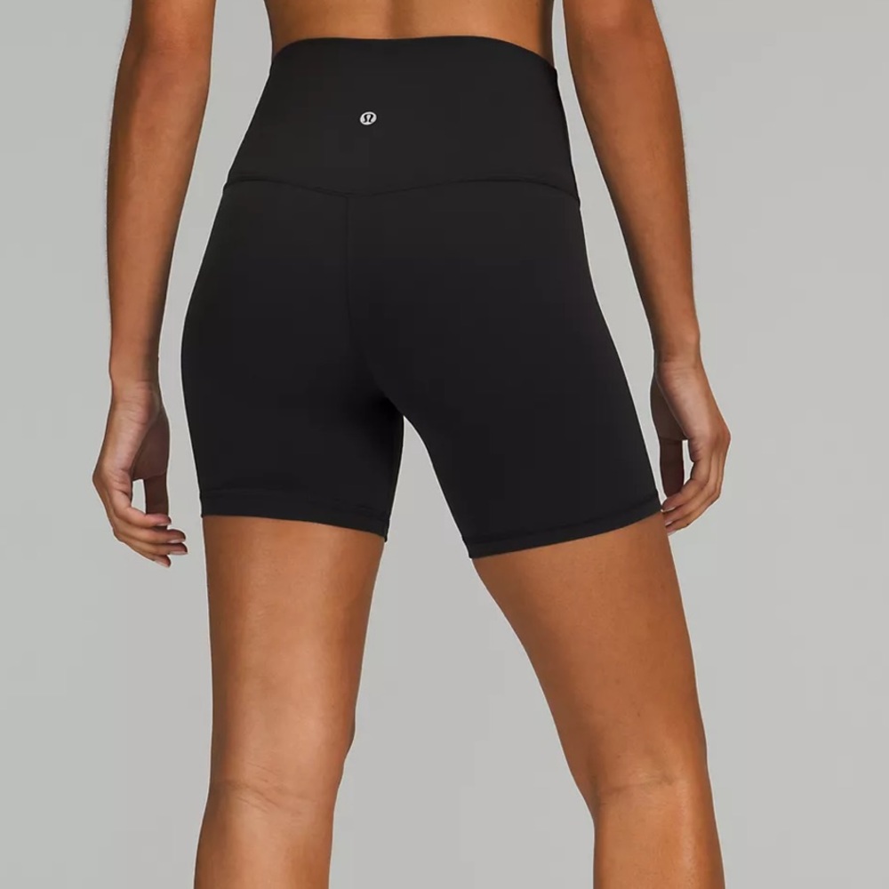 Lululemon Align High-Rise Short 6" in Black